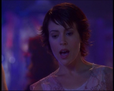 Charmed-Online-dot-net_622ItsABadBadBadBadWorldPart1-1704.jpg