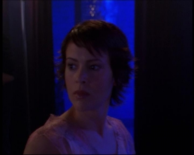 Charmed-Online-dot-net_622ItsABadBadBadBadWorldPart1-1753.jpg