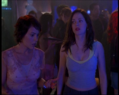 Charmed-Online-dot-net_622ItsABadBadBadBadWorldPart1-1780.jpg