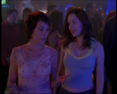 Charmed-Online-dot-net_622ItsABadBadBadBadWorldPart1-1781.jpg