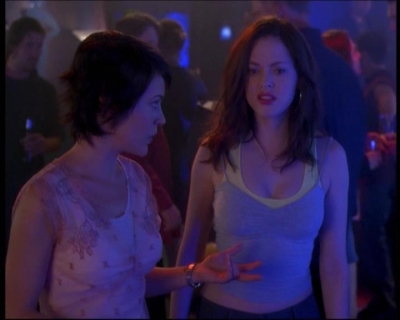 Charmed-Online-dot-net_622ItsABadBadBadBadWorldPart1-1783.jpg