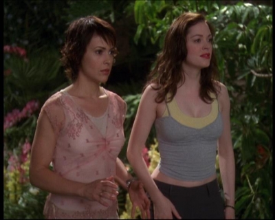 Charmed-Online-dot-net_622ItsABadBadBadBadWorldPart1-1883.jpg