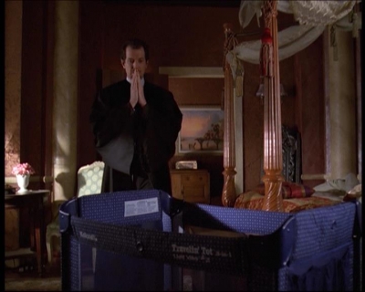 Charmed-Online-dot-net_622ItsABadBadBadBadWorldPart1-2072.jpg