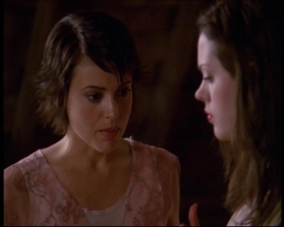 Charmed-Online-dot-net_622ItsABadBadBadBadWorldPart1-2312.jpg