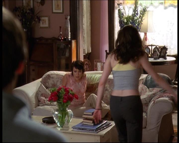 Charmed-Online-dot-net_623ItsABadBadBadBadWorldPart2-0031.jpg