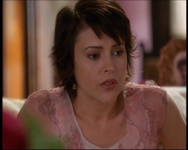 Charmed-Online-dot-net_623ItsABadBadBadBadWorldPart2-0033.jpg