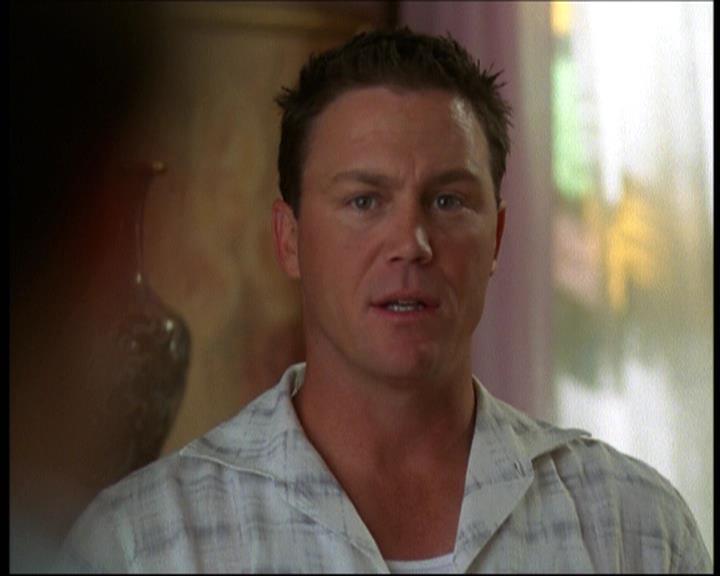 Charmed-Online-dot-net_623ItsABadBadBadBadWorldPart2-0064.jpg