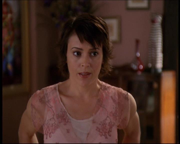 Charmed-Online-dot-net_623ItsABadBadBadBadWorldPart2-0097.jpg