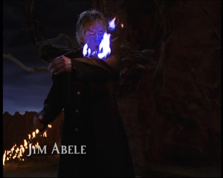 Charmed-Online-dot-net_623ItsABadBadBadBadWorldPart2-0162.jpg