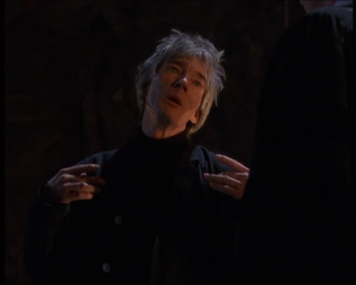 Charmed-Online-dot-net_623ItsABadBadBadBadWorldPart2-0220.jpg