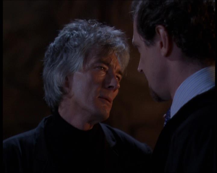Charmed-Online-dot-net_623ItsABadBadBadBadWorldPart2-0278.jpg