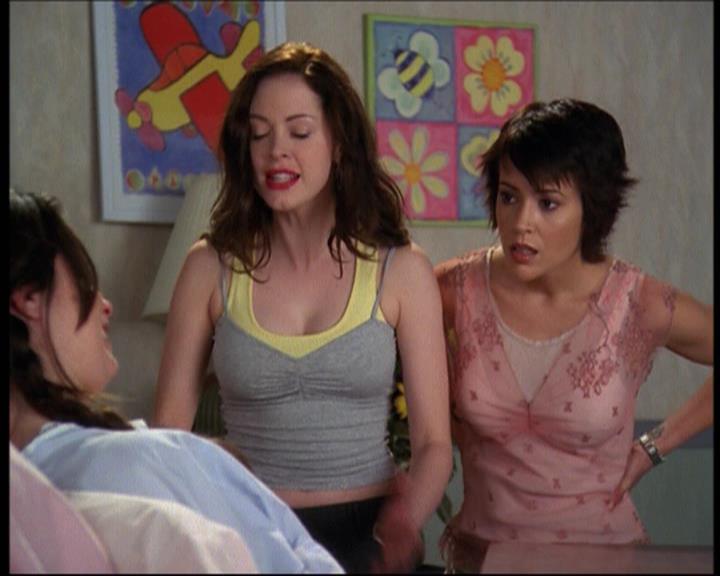 Charmed-Online-dot-net_623ItsABadBadBadBadWorldPart2-0565.jpg