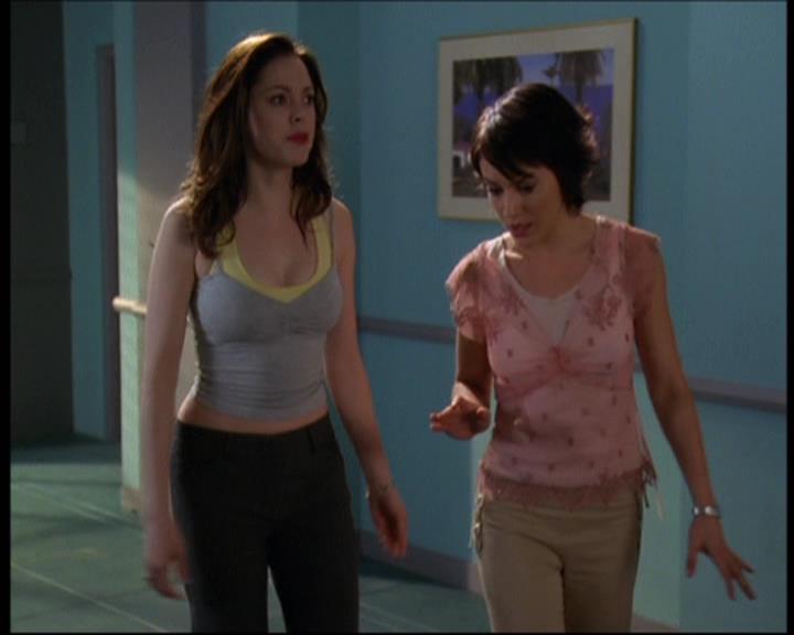 Charmed-Online-dot-net_623ItsABadBadBadBadWorldPart2-0602.jpg