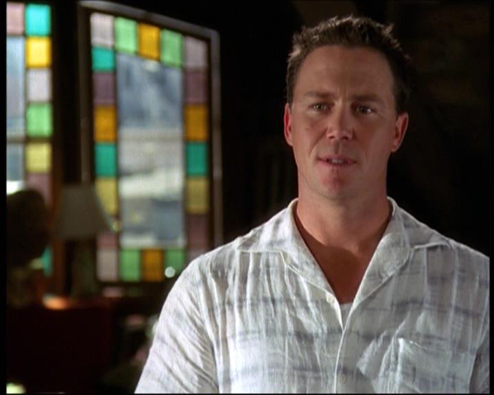 Charmed-Online-dot-net_623ItsABadBadBadBadWorldPart2-0753.jpg