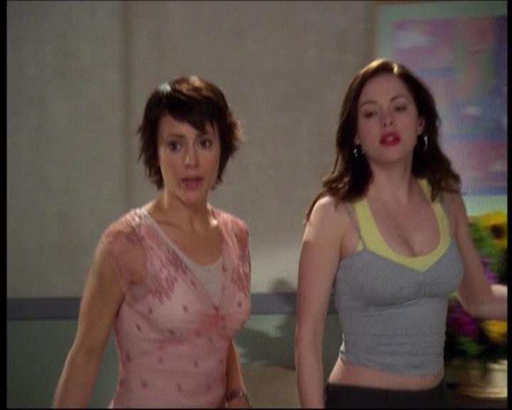 Charmed-Online-dot-net_623ItsABadBadBadBadWorldPart2-0886.jpg