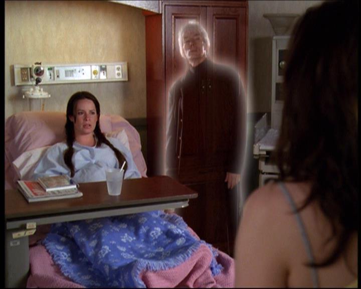 Charmed-Online-dot-net_623ItsABadBadBadBadWorldPart2-0890.jpg
