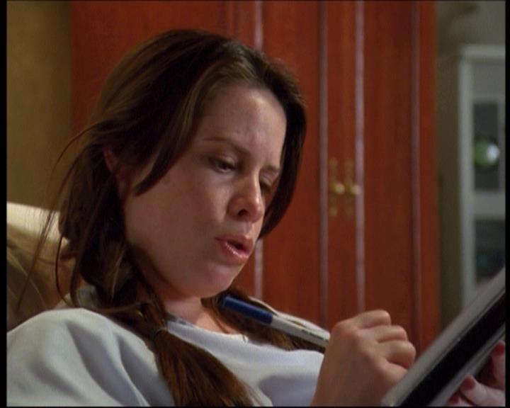 Charmed-Online-dot-net_623ItsABadBadBadBadWorldPart2-0926.jpg
