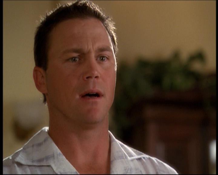 Charmed-Online-dot-net_623ItsABadBadBadBadWorldPart2-1068.jpg