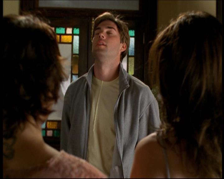 Charmed-Online-dot-net_623ItsABadBadBadBadWorldPart2-1085.jpg