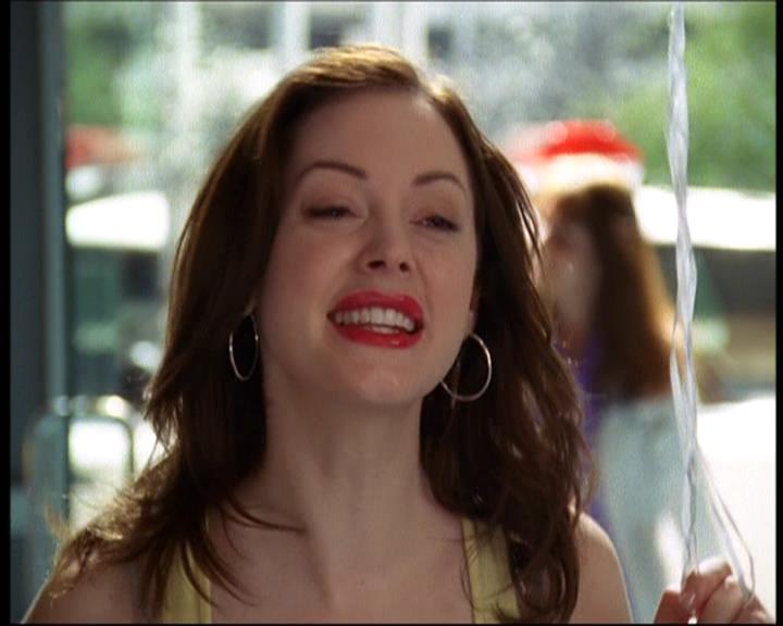 Charmed-Online-dot-net_623ItsABadBadBadBadWorldPart2-1249.jpg