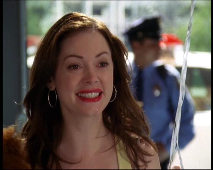 Charmed-Online-dot-net_623ItsABadBadBadBadWorldPart2-1260.jpg
