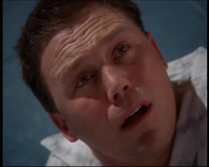 Charmed-Online-dot-net_623ItsABadBadBadBadWorldPart2-1400.jpg