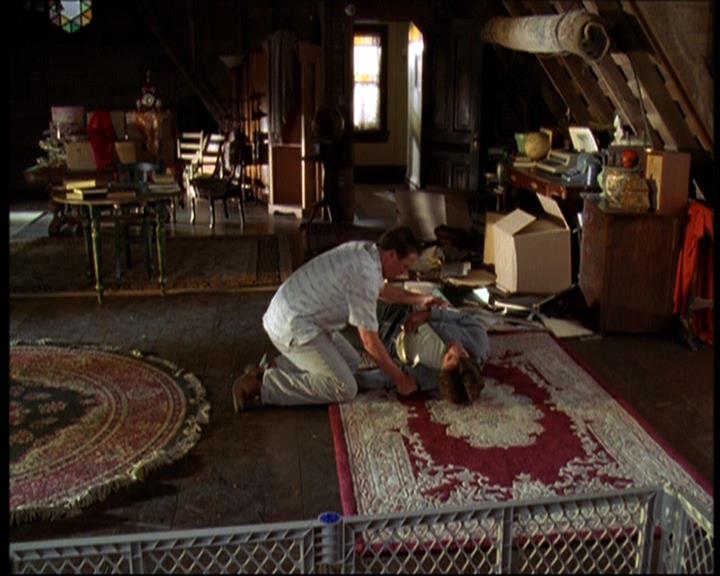 Charmed-Online-dot-net_623ItsABadBadBadBadWorldPart2-1416.jpg