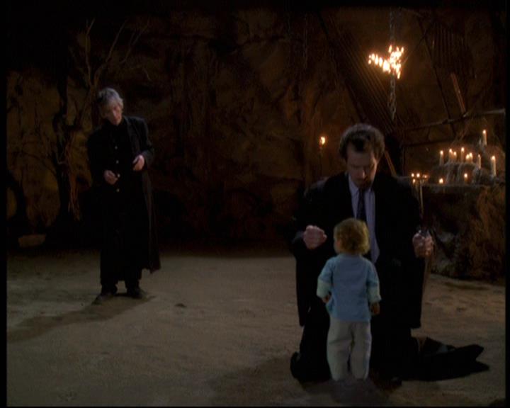 Charmed-Online-dot-net_623ItsABadBadBadBadWorldPart2-1444.jpg