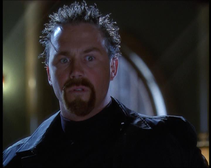 Charmed-Online-dot-net_623ItsABadBadBadBadWorldPart2-1734.jpg