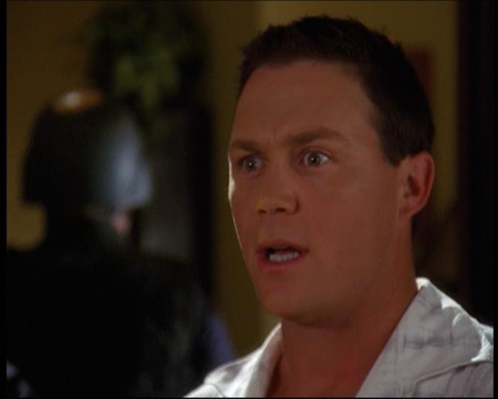 Charmed-Online-dot-net_623ItsABadBadBadBadWorldPart2-1799.jpg