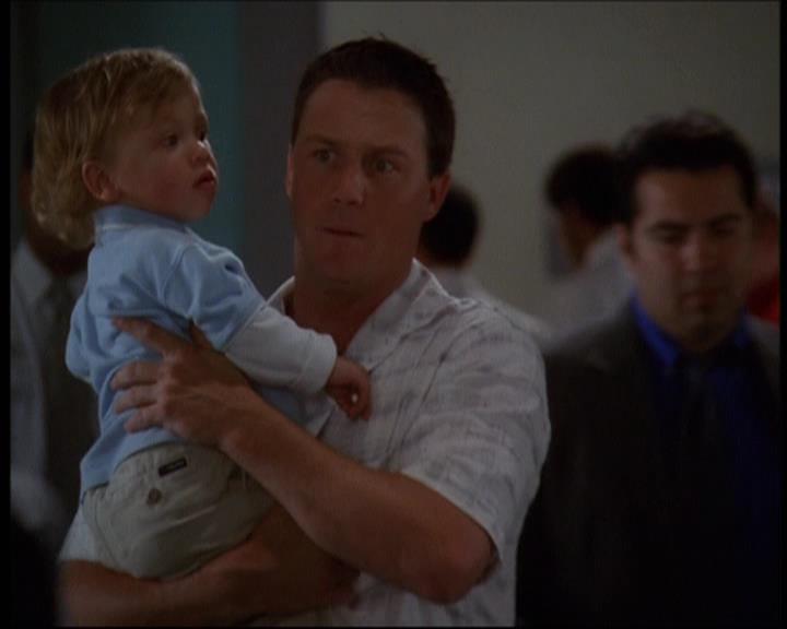 Charmed-Online-dot-net_623ItsABadBadBadBadWorldPart2-2240.jpg