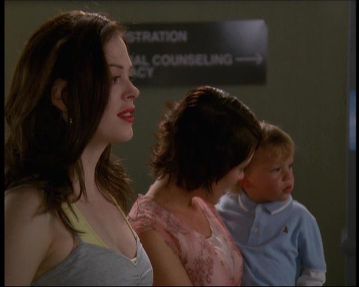 Charmed-Online-dot-net_623ItsABadBadBadBadWorldPart2-2318.jpg