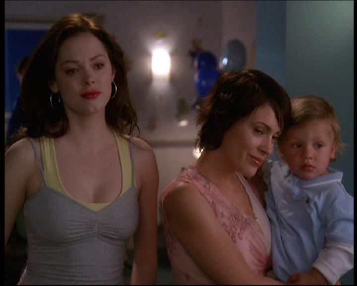 Charmed-Online-dot-net_623ItsABadBadBadBadWorldPart2-2351.jpg