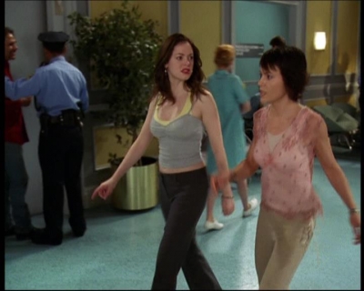 Charmed-Online-dot-net_623ItsABadBadBadBadWorldPart2-0423.jpg