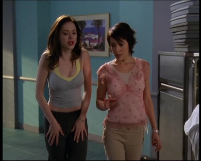 Charmed-Online-dot-net_623ItsABadBadBadBadWorldPart2-0604.jpg