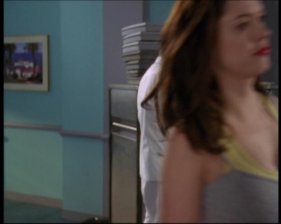 Charmed-Online-dot-net_623ItsABadBadBadBadWorldPart2-0609.jpg