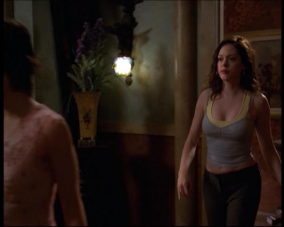 Charmed-Online-dot-net_623ItsABadBadBadBadWorldPart2-0765.jpg