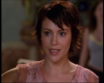 Charmed-Online-dot-net_623ItsABadBadBadBadWorldPart2-0790.jpg