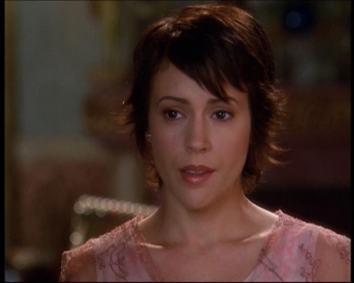 Charmed-Online-dot-net_623ItsABadBadBadBadWorldPart2-0809.jpg