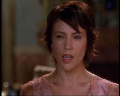 Charmed-Online-dot-net_623ItsABadBadBadBadWorldPart2-0837.jpg