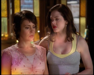 Charmed-Online-dot-net_623ItsABadBadBadBadWorldPart2-0949.jpg