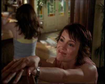 Charmed-Online-dot-net_623ItsABadBadBadBadWorldPart2-1019.jpg