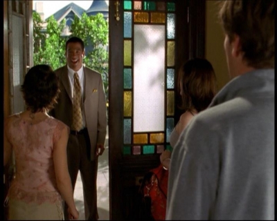 Charmed-Online-dot-net_623ItsABadBadBadBadWorldPart2-1092.jpg