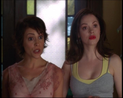 Charmed-Online-dot-net_623ItsABadBadBadBadWorldPart2-1106.jpg