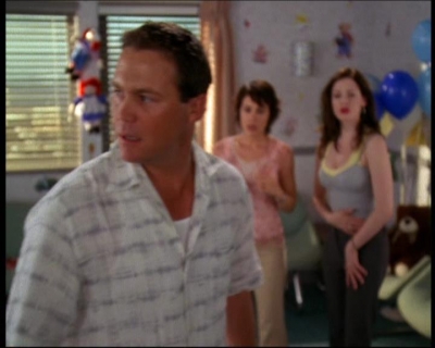 Charmed-Online-dot-net_623ItsABadBadBadBadWorldPart2-1640.jpg