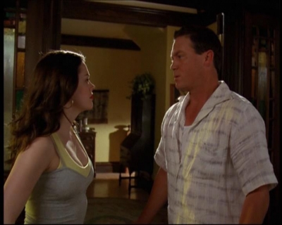 Charmed-Online-dot-net_623ItsABadBadBadBadWorldPart2-1793.jpg