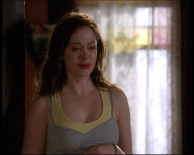 Charmed-Online-dot-net_623ItsABadBadBadBadWorldPart2-1831.jpg