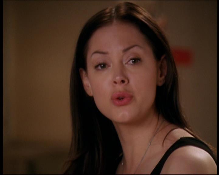 Charmed-Online_dot_net-7x01ACallToArms0036.jpg