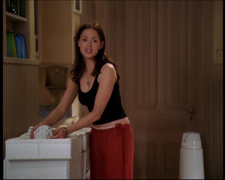 Charmed-Online_dot_net-7x01ACallToArms0062.jpg