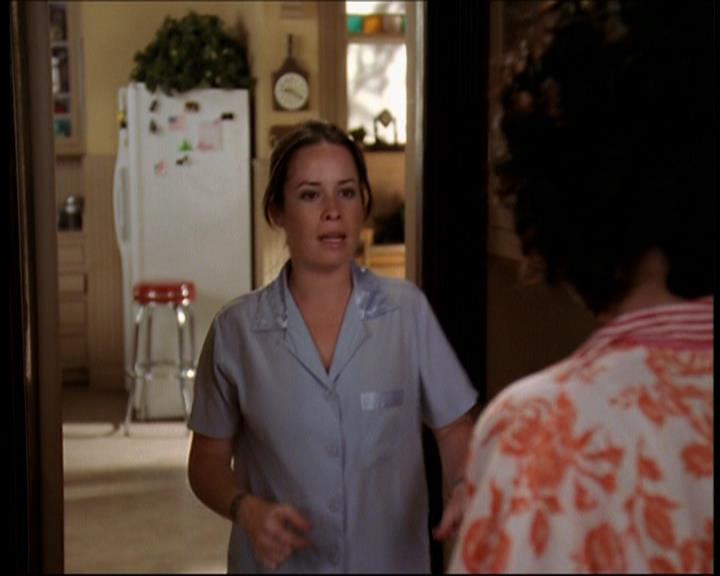 Charmed-Online_dot_net-7x01ACallToArms0099.jpg